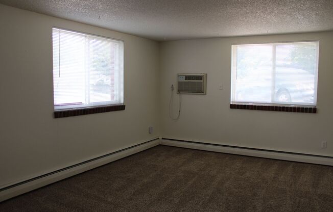 1 bed, 1 bath, 600 sqft, $1,100, Unit 106