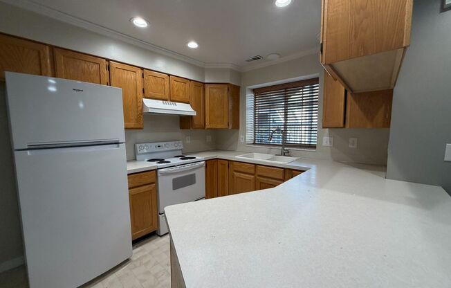 Move In for Less! $1,000 Move-In Credit | 2 Bed 1.5 Bath Condo in Ogden!