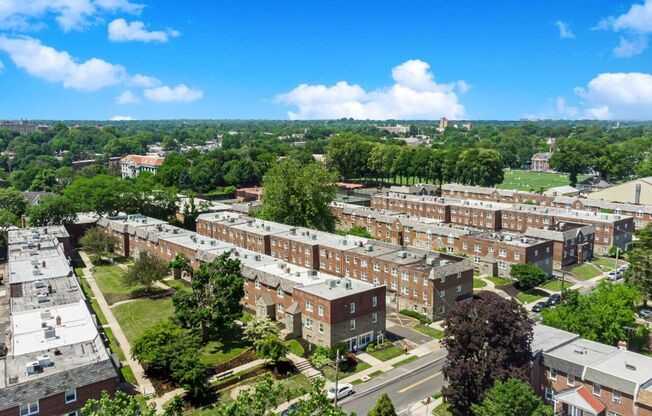 Willow Court Apartments