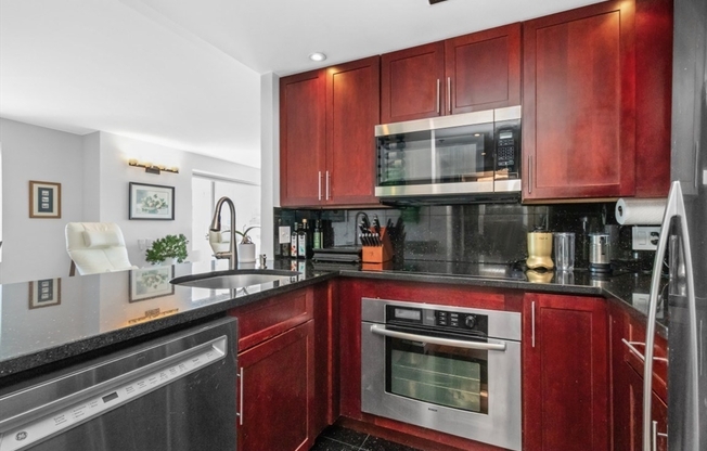 2 beds, 2 baths, 1,046 sqft, $4,800, Unit 1104