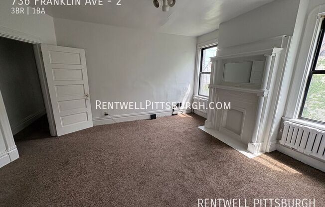 736 FRANKLIN AVE