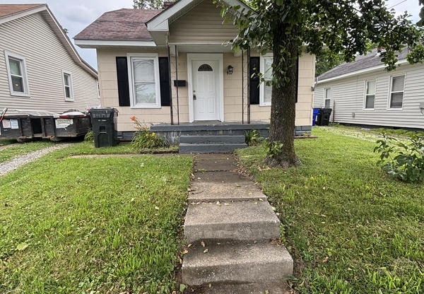 937 DELAWARE AVE