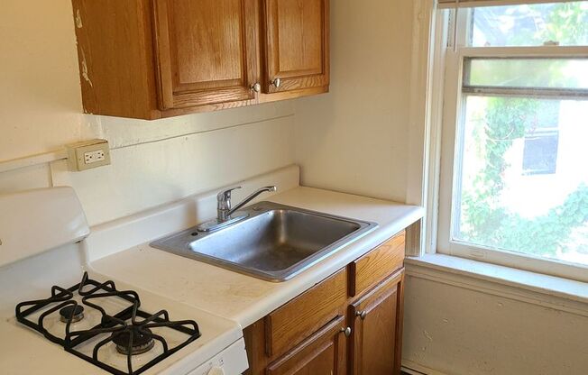 WP1 - 2423 Tatnall St, 4 West 25th St