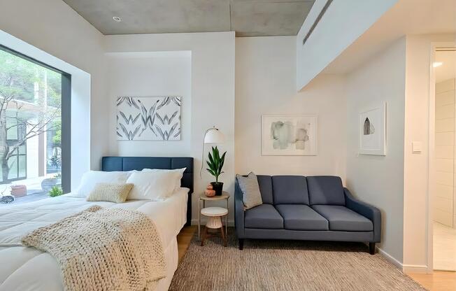 Studio, 1 bath, $3,750, Unit 3D