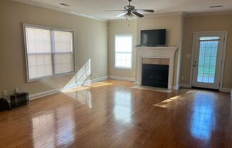 3 beds, 2 baths, $2,200