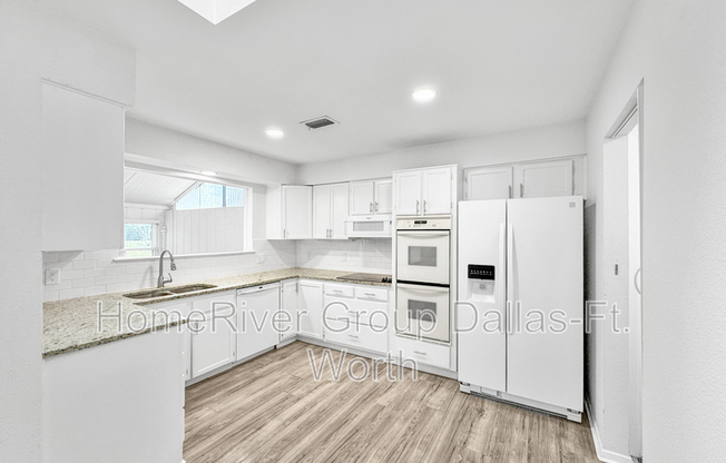 5522 WILLOW CIR