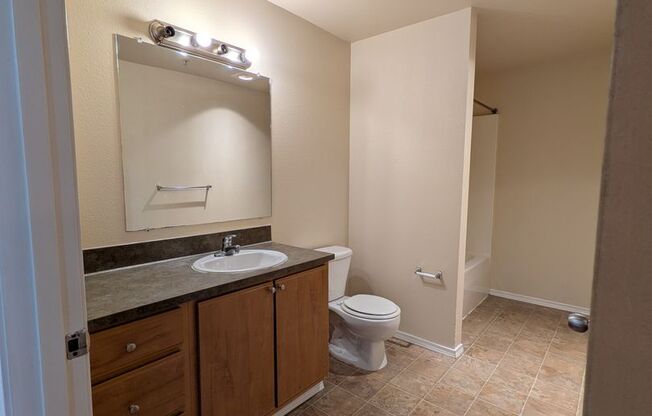 2 beds, 2 baths, 994 sqft, $1,432, Unit A101