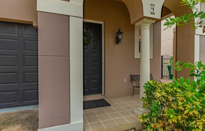 South Tampa 3 Bed / 2 Bath / 1 Car Garage Townhome
