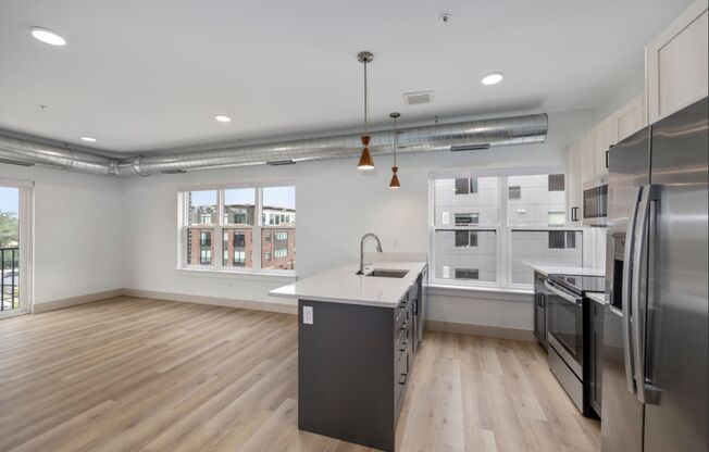 1 bed, 1 bath, 653 sqft, $1,775, Unit 402