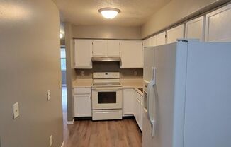 2 beds, 1 bath, 748 sqft, $950, Unit Unit A