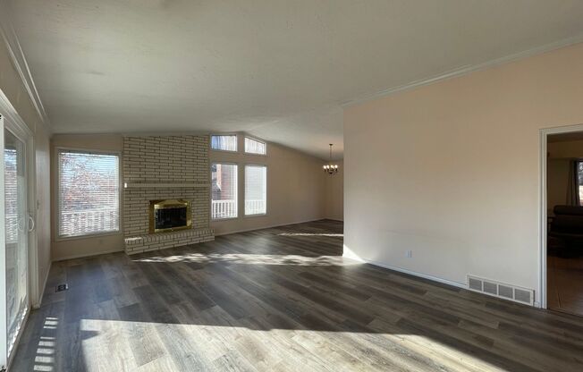 Spacious House on the Northeast Bench in Orem