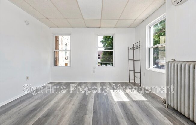 220 SMT AVE