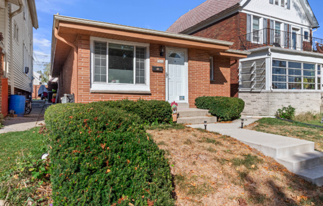 3668 E CARPENTER AVE