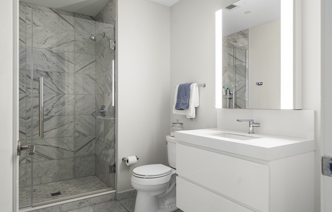 1 bed, 1 bath, 693 sqft, $6,000, Unit 520