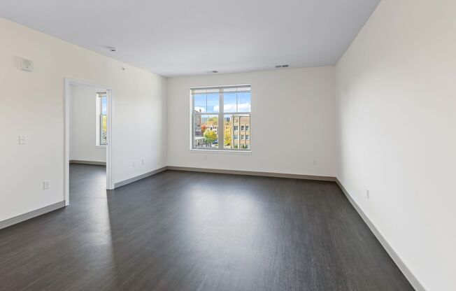 1 bed, 1 bath, 810 sqft, $1,799, Unit Unit 210