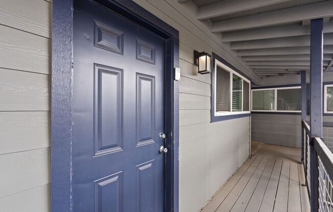 2 beds, 1 bath, 680 sqft, $999, Unit 4719-117