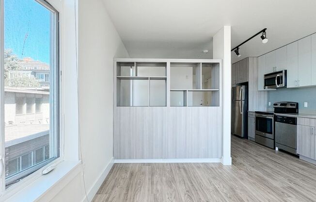 1 bed, 1 bath, 475 sqft, $1,825, Unit 601