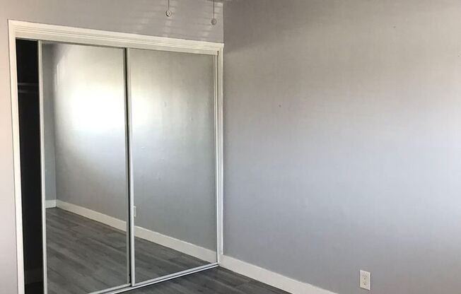 Available now! Home Sweet Home! Large & Bright 1 bed/1 bath for Lease Long Beach, CA