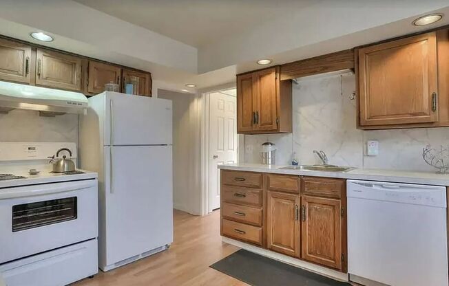 5bd/2.5ba in the Heart of Capitol Hill
