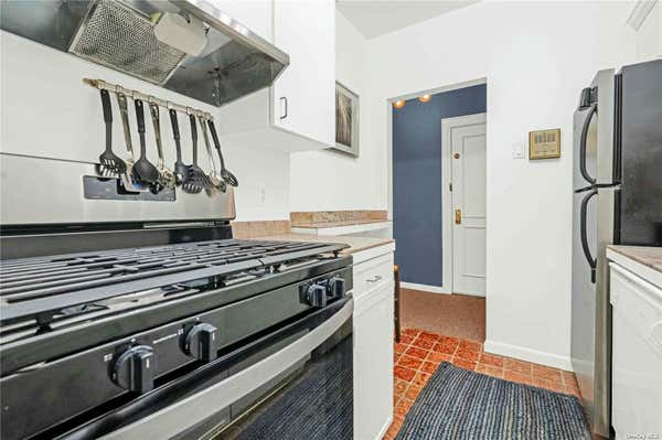 1 bed, 1 bath, $2,500, Unit 3B