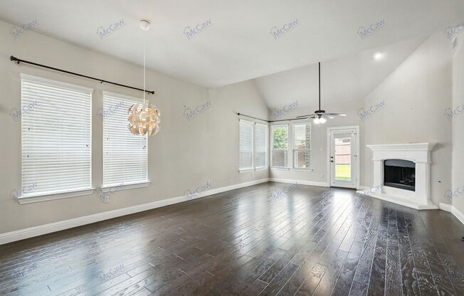 405 HARCOURT AVE