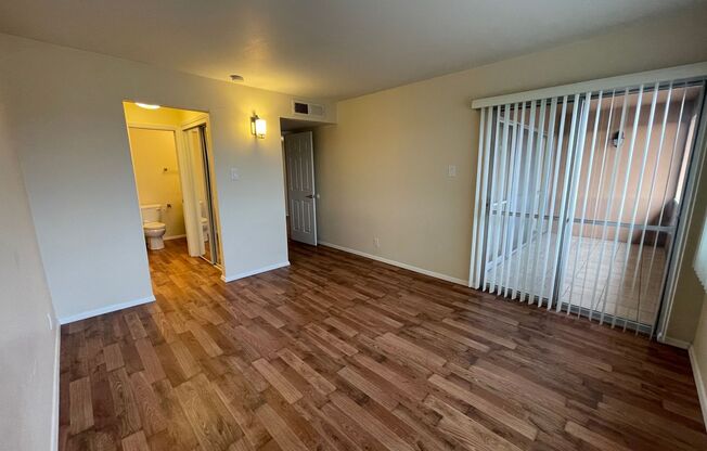 2 beds, 2 baths, 872 sqft, $1,275, Unit 20-A