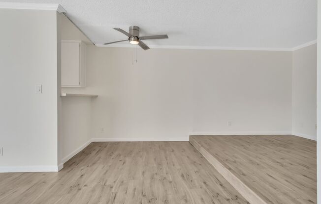 Studio, 1 bath, 500 sqft, $1,795, Unit Unit 205