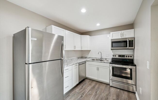 1 bed, 1 bath, 515 sqft, $895, Unit 22