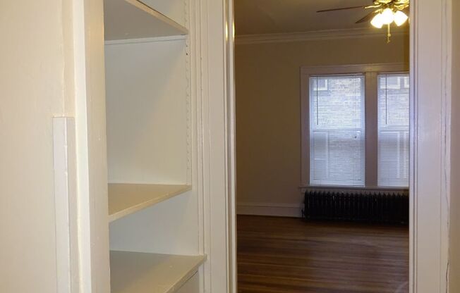 1 bed, 1 bath, 620 sqft, $925, Unit 108