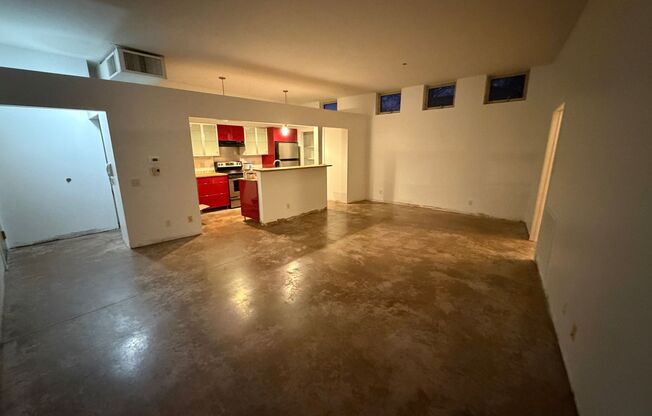 Modern gated 1 bedroom