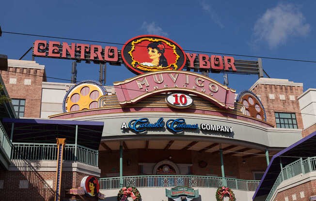 Nearby Ybor City is known for vintage shops, boutiques, and Cuban and Latin American eateries.