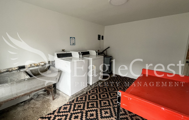 Roseville Lane Apartments