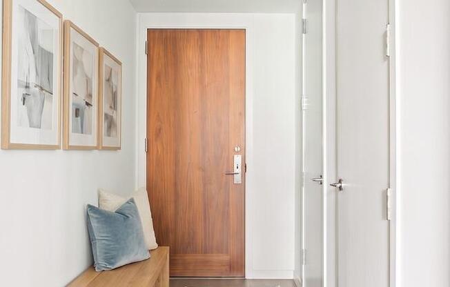 1 bed, 1 bath, $5,200, Unit 20C