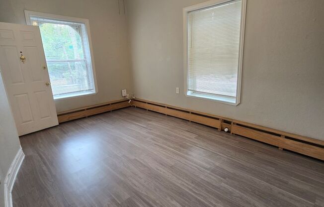 Updated and welcoming condo in the heart of the Highlands is ready for you to come home to!!