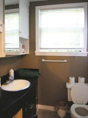 2 beds, 1 bath, $2,900, Unit 353