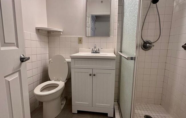 1 bed, 2 baths, 692 sqft, $2,325, Unit 0511