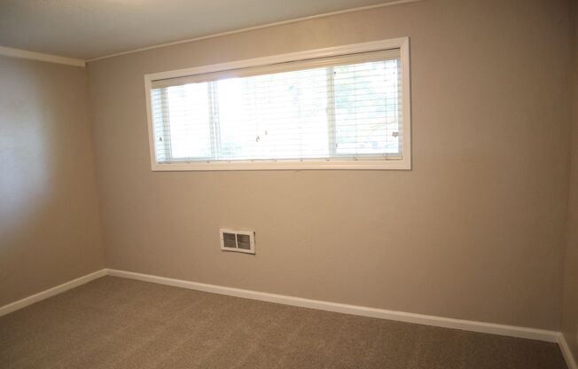 3 beds, 1 bath, $2,150