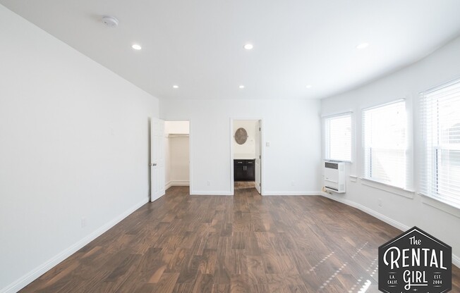 40 Rose Ave