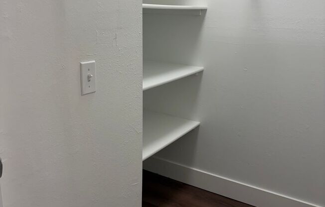 1 bed, 1 bath, 636 sqft, $1,595, Unit 326