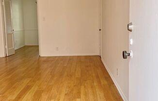 200 S Sycamore Ave