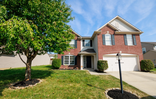 Four Bedroom Home In Brownsburg, IN Near Ronald Reagan Pkwy