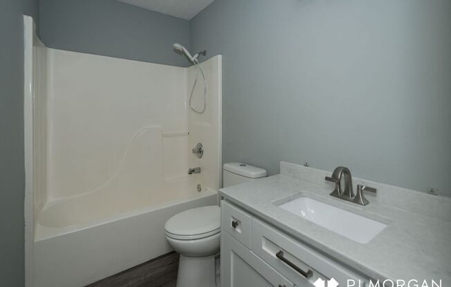 3 beds, 2 baths, $2,100