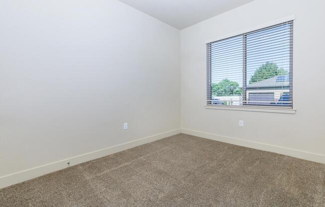 3 beds, 2 baths, 1,185 sqft, $1,819