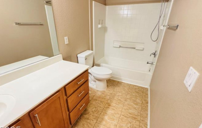 2 beds, 2 baths, $1,745, Unit UNIT 3214