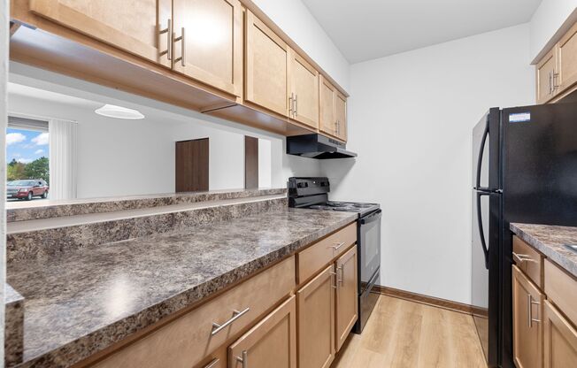 Studio, 1 bath, 420 sqft, $1,011, Unit 50