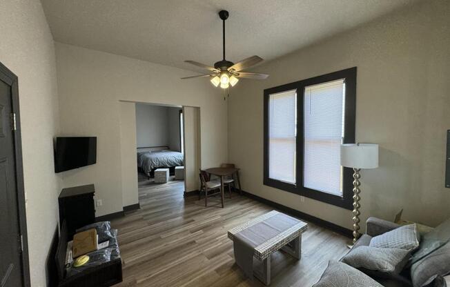 1 bed, 1 bath, $675