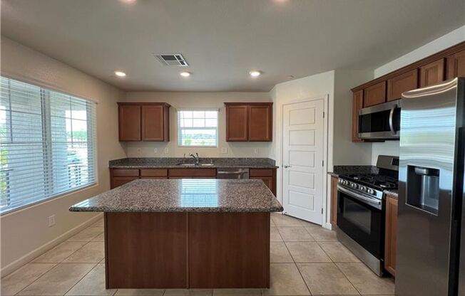 New Henderson 3 bedroom Townhome for rent.