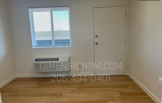 1 bed, 1 bath, 303 sqft, $795, Unit Unit 211