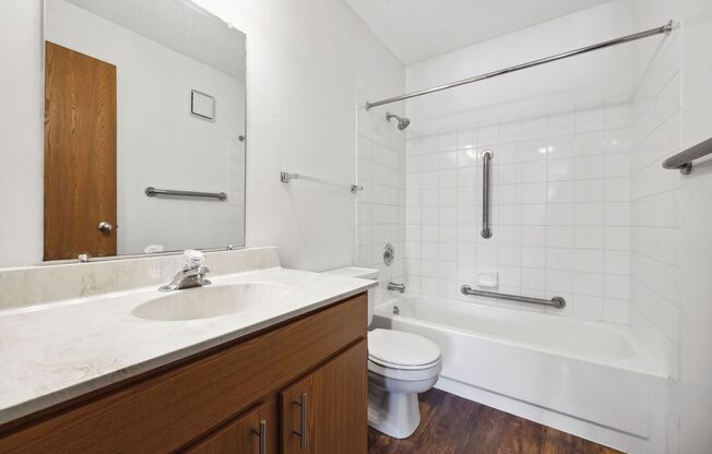 2 beds, 2 baths, 1,036 sqft, $1,450, Unit 1501-310