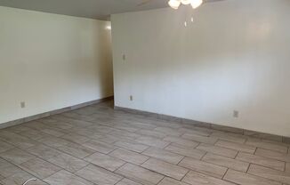 2 beds, 1 bath, 741 sqft, $1,515, Unit G